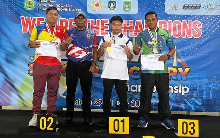 Atlet Rajawali Archery Club Tanjungpinang berhasil Raih Prestasi dalam Ajang BATAM Indoor Archery Championships 2023
