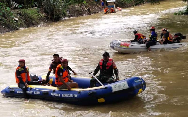 Pencarian Remaja Tenggelam di Sungai Barabai