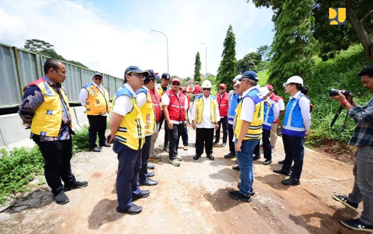 Menteri Basuki saat Tinjau Tol Yogyakarta-Bawen