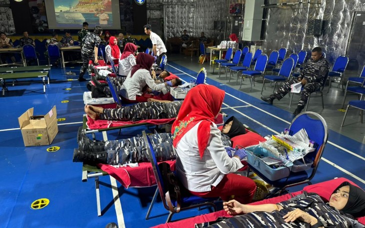 Baksos Donor Darah pada Senin (10/11), mulai pukul 10.30 WIB hingga 14.45 WIB, bertempat di Hanggar Heli KRI Banda Aceh-593.
