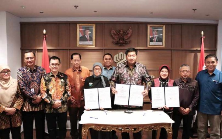 Menteri PKP Maruarar Sirait saat teken MoU di Jakarta, Kamis (22/5)