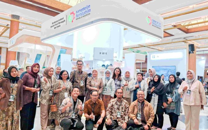 Stand IKM Kerajinan di Inacraft 2025, Senayan, Jakarta