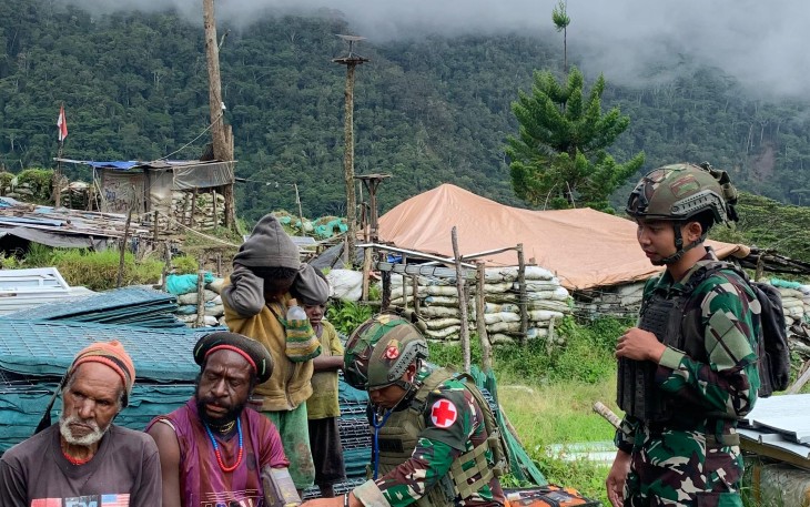 Tangan-tangan Prajurit Jadi Penawar Luka Rakyat