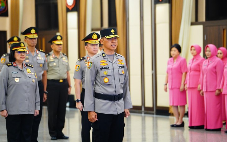 17 Perwira Tinggi Polri Naik Pangkat
