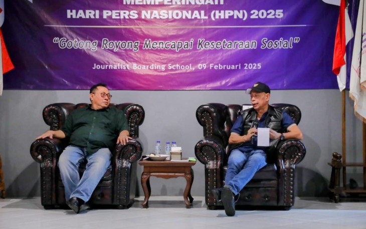 Wamensos Agus Jabo Priyono saat menghadiri tasyakuran SMSI di Cilegon, Banten, Minggu (9/2)