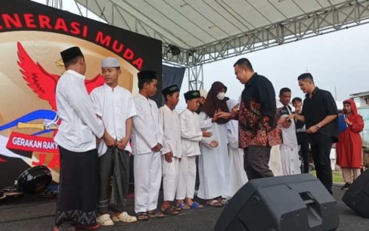 Festival Ramadhan 2025 dan santunan anak yatim/piatu oleh Generasi Muda GRIB Jaya di Kedoya Selatan, Jakarta, Senin (3/3)