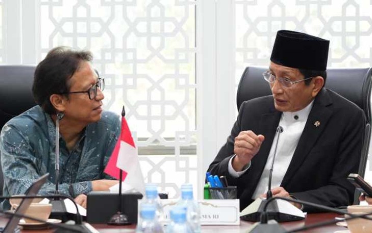 Menag Nasaruddin Umar dan Menteri Kesehatan Budi Gunadi Sadikin di Kantor Kementerian Agama