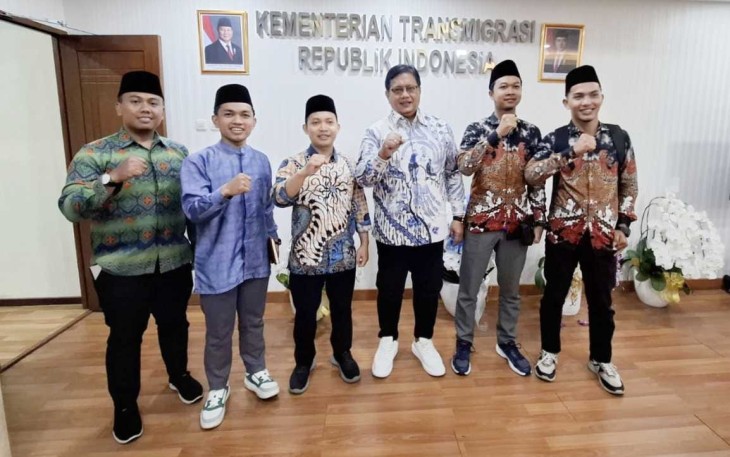 Wakil Menteri Transmigrasi Viva Yoga Mauladi menerima Pengurus Pusat Gerakan Mahasiswa Hidayatullah (GMH)