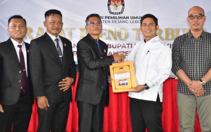 Fikri-Hendri Resmi Terpilih Bupati dan Wakil Bupati Rejang Lebong