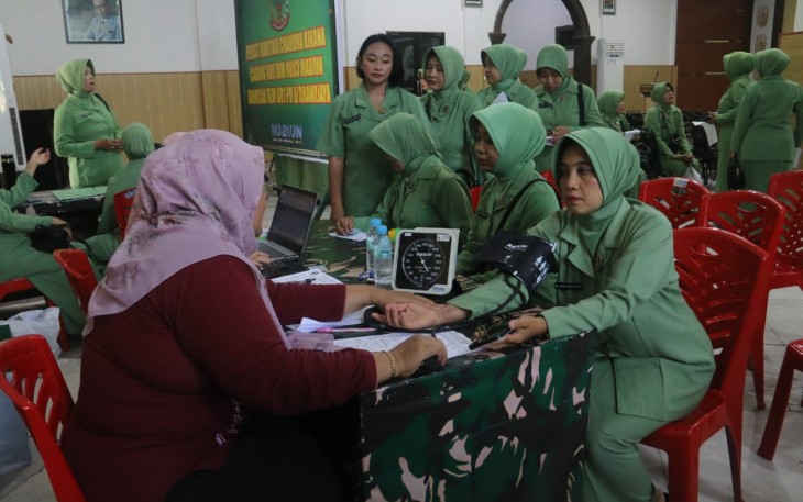 Persit Kodim 0803/Madiun Gelar Pemeriksaan Kesehatan dan HPV DNA