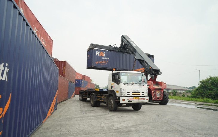 KAI Logistik Distribusikan 9,6 Juta Ton Barang
