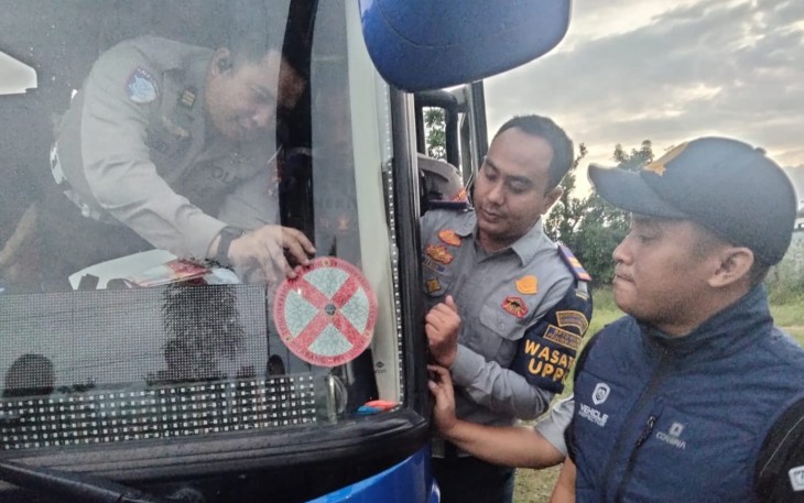 Ditlantas Polda Jatim Gelar Ramcheck di PO Bus