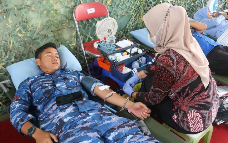 Donor darah prajurit Lanud J.B Soedirman, Jum'at (19/9)