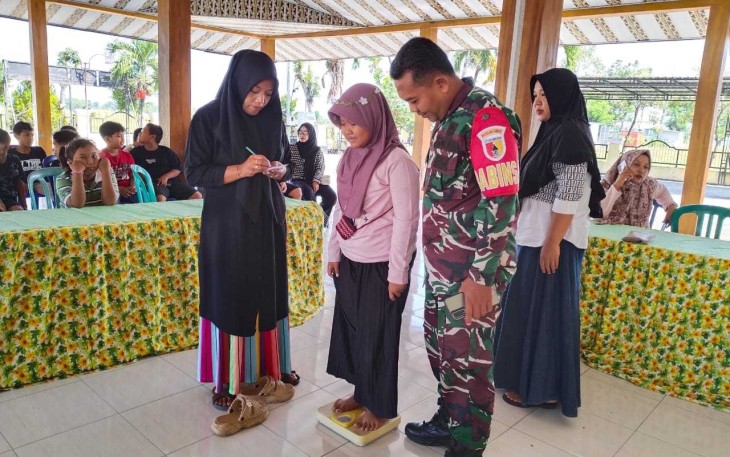 Posyandu remaja di wilayah desa binaan 