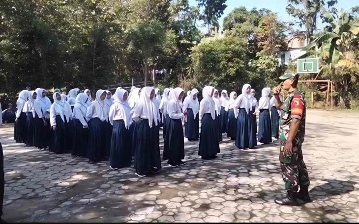 Pembekalan wasbang siswa wilayah desa binaan 