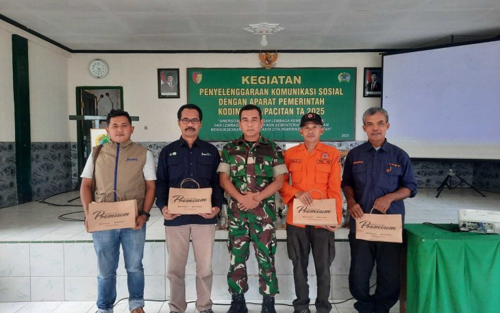 Komsos bersama Pemda Pacitan 