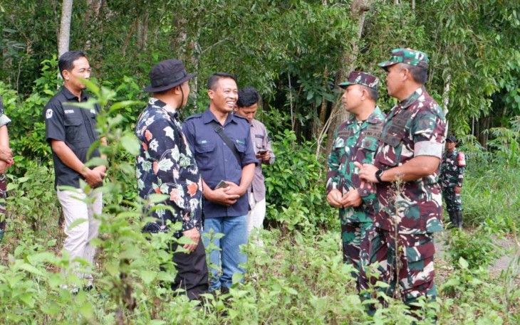 Tinjau Lokasi Rencana Pembangunan Yon TP 