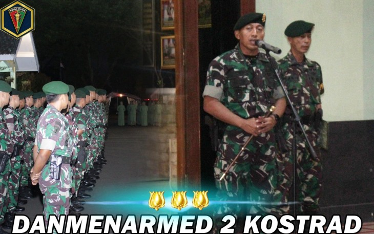 Kolonel Arm Siswo Budiarto, S.I.P., M.M., M.I.Pol., selaku Komandan Resimen Armed 2/PY/2 Kostrad, memberikan jam pimpinan kepada seluruh warga Putra Yudha. 