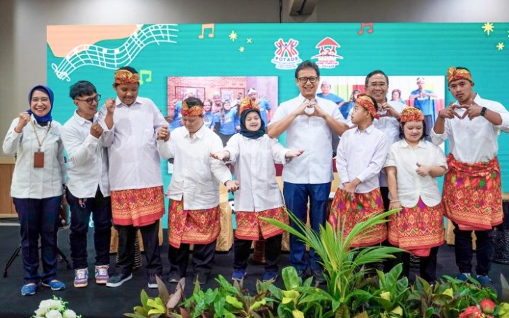 Menkes Budi Gunadi Sadikin peringati Hari Down Syndrome Sedunia 2025 di RSAB Harapan Kita, Jakarta, Kamis (15/5)