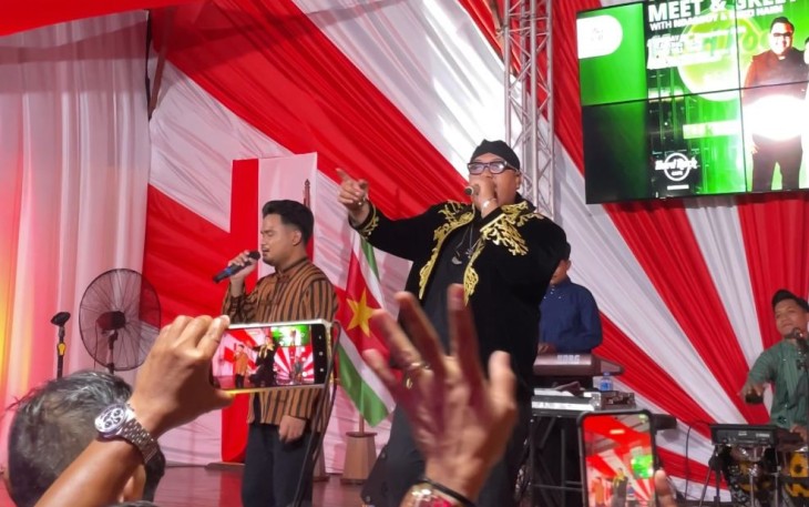 Kementerian Ekonomi Kreatif/Badan Ekonomi Kreatif memfasilitasi Ndarboy Genk dan Fauzi Haidi untuk tampil di Festival Indofair 2025 di Suriname, Paramaribo, Sabtu (29/11/2025).