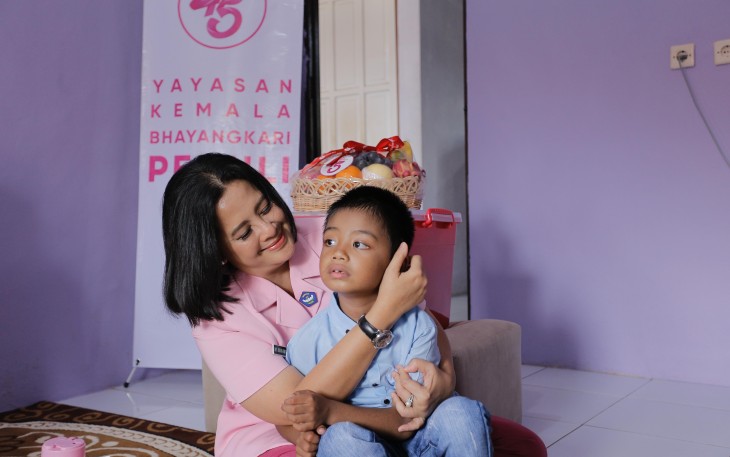 Ketua Bhayangkari Pengurus Daerah Kalteng Ny. drg. Irene Iwan Kurniawan
