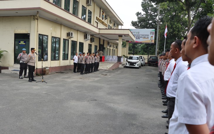 Kapolrestabes Medan Berikan Arahan kepada Personel di Polsek Sunggal