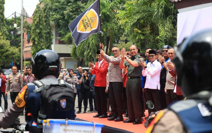Kapolda Jatim Komjen Pol Imam Sugianto 