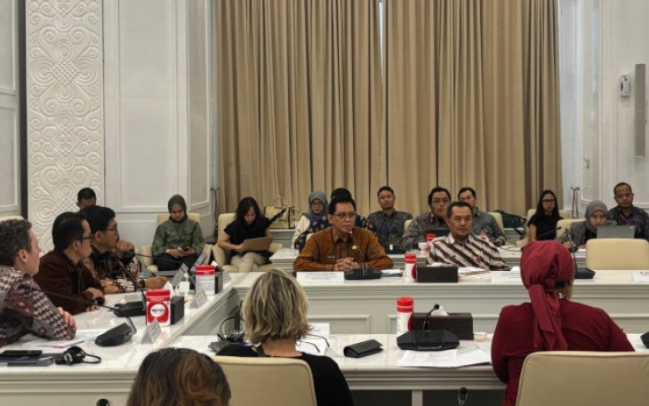 Dirjen Bangda Kemendagri Restuardy Daud 