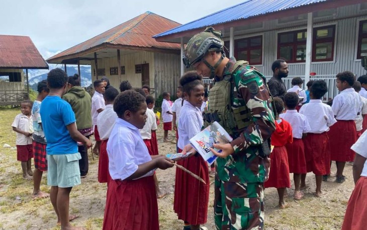 Donasi perlengkapan pendidikan anak 