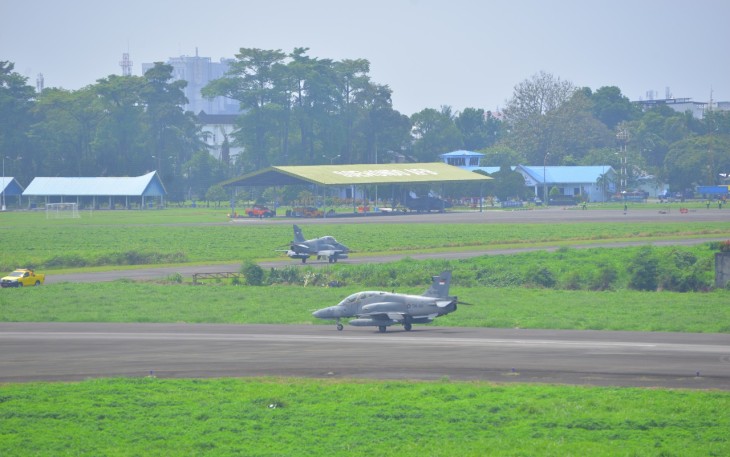 Latihan Air Refueling di Lanud Soewondo