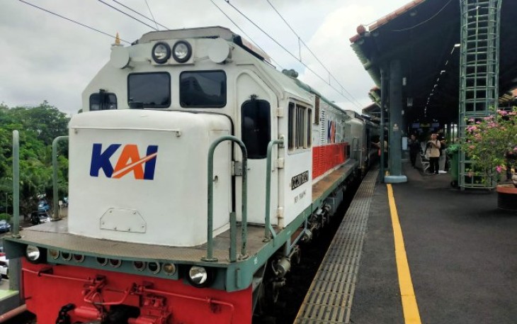 KAI Daop 1 Jakarta Operasikan KA Tambahan Antisipasi Lonjakan Penumpang Long Weekend