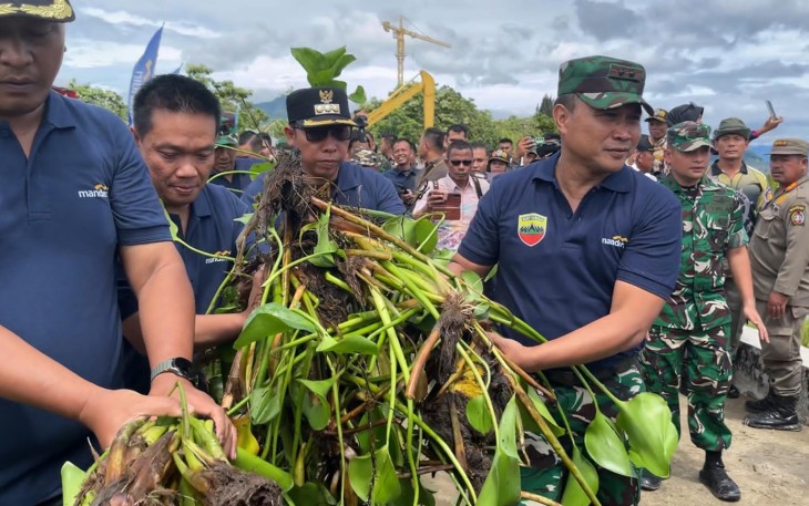 Panglima Kodam I/Bukiit Barisan Mayjen TNI Rio Firdianto Pimpin Aksi Massal Bersama Para Bupati dan Mahasiswa serta Organisasi Masyarakat 