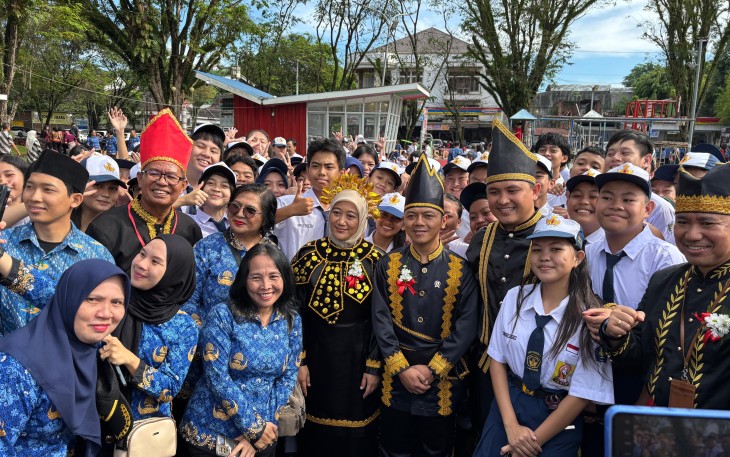 Program Revitalisasi Sekolah Semarakkan Peringatan Hardiknas Hingga ke Pelosok Timur Indonesia