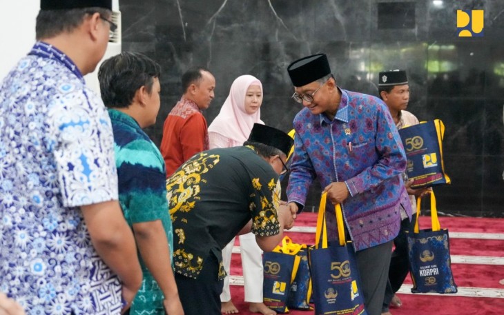 Menteri PU Dody Hanggodo Lepas 41 Calon Jamaah Haji Kementerian PU
