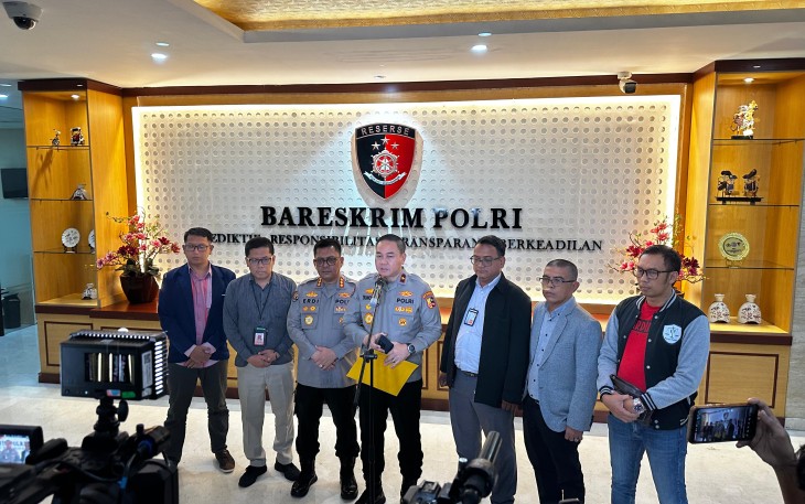 Kepala Biro Penerangan Masyarakat (Karopenmas) Divisi Humas Polri, Brigjen Pol Trunoyudo Wisnu Andiko, dalam doorstop yang digelar pada Minggu malam (11/5)