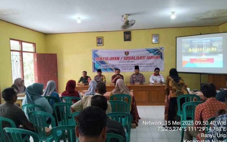 Penyuluhan hukum di wilayah desa binaan 