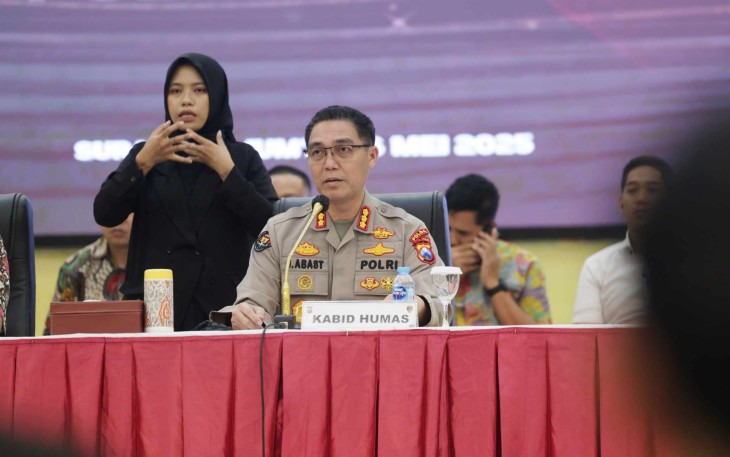 Kabid Humas Polda Jatim Kombes Pol Jules Abraham Abast