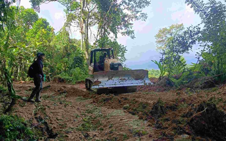 Pembukaan akses jalan TMMD Kodim Palopo 