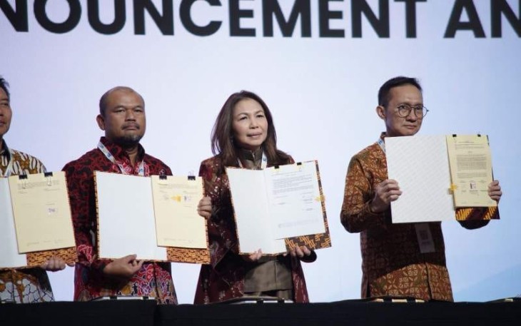 Direktur Komersial PGN, Ratih Esti Prihatini saat penandatanganan PJBG di Jakarta, (20/5)