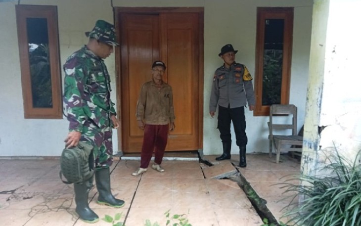 Pergerakan tanah di wilayah desa binaan 