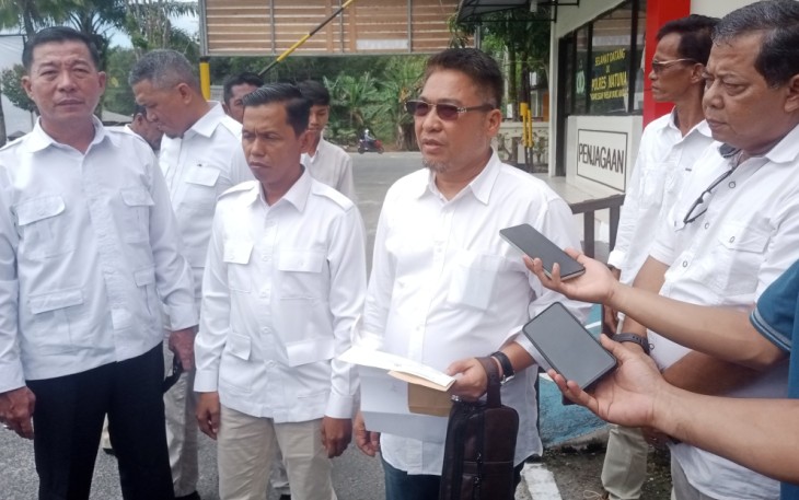 Marzuki Laporkan Raja Mustakim ke Polres Natuna