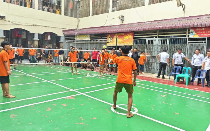 Karutan Cup 2025 Dalam Rangka Pembinaan Mental Warga Binaan Pemasyarakatan di Gelar di Blok Hunian Rutan Labuhan Deli.