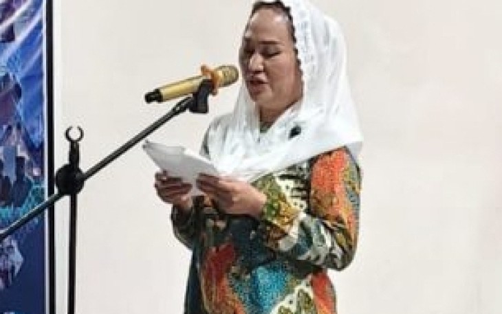 Bupati Natuna Cen Sui Lan
