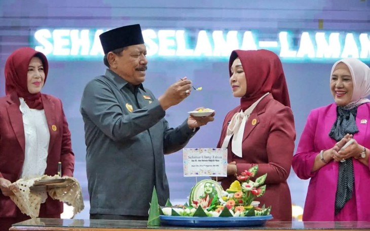 Wakil Gubernur (Wagub) Bengkulu Mian mengukuhkan pengurus Badan Kerjasama Organisasi Wanita (BKOW) Provinsi Bengkulu periode 2025-2030 di Balai Raya Semarak Bengkulu pada Kamis (19/6/2025)