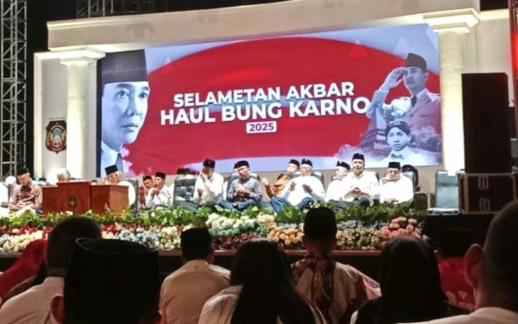 Situasi Doa Bersama dan Tasyakuran Akbar di Acara Haul Bung Karno ke 55, Jumat 20 Juni 2025 malam. (Foto : Ist.)