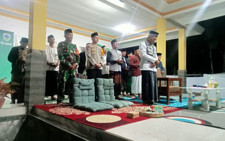 Danramil 0801/02 Kebonagung Hadiri Pengajian Akbar