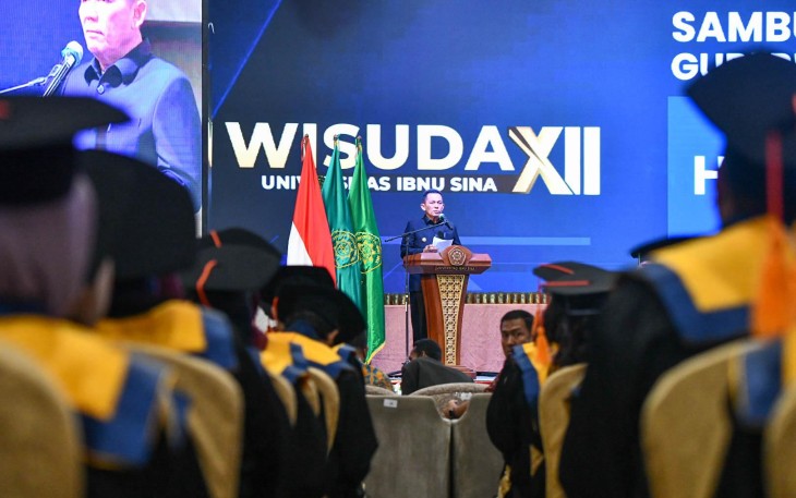 Gubernur Ansar Ajak Wisudawan UIS Terus Tingkatkan Kemampuan Diri
