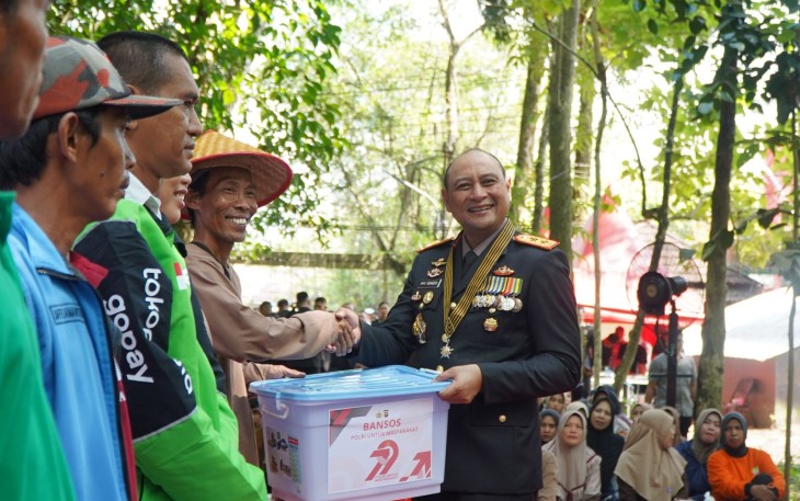 Kapolda Kalbar Gelar Syukuran HUT Bhayangkara ke-79 Bersama Ojol dan Pekerja PHL di taman Sylva Untan dan 9 Titik lainnya