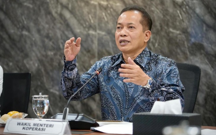 Wakil Menteri Koperasi (Wamenkop) Ferry Juliantono pada Rapat Koordinasi di kantor Kemenko Pangan, Jakarta, Rabu (9/7)