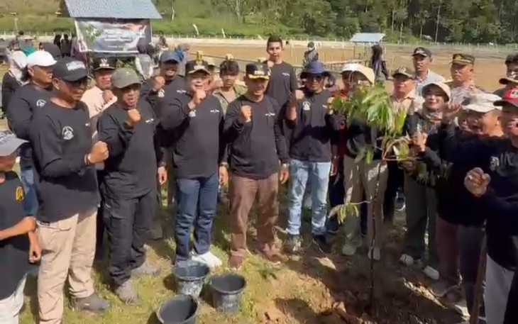 Bupati Pasaman Apresiasi Komunitas Sayang Bumi Gelar Aksi Tanam Pohon